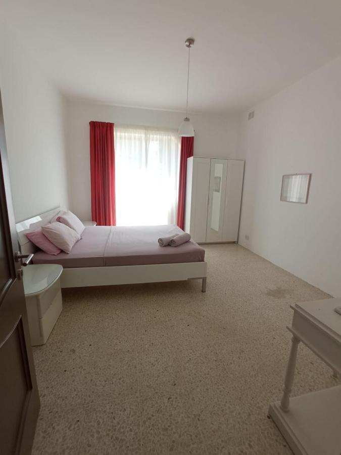 Modern Bedroom Gzira Zewnętrze zdjęcie